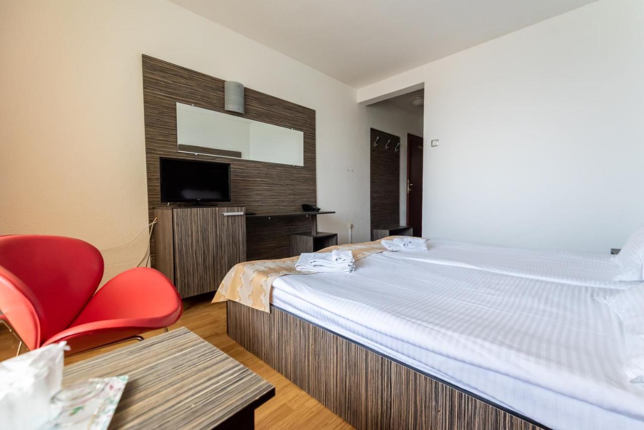 Hotel Capitol Jupiter Ngoại thất bức ảnh