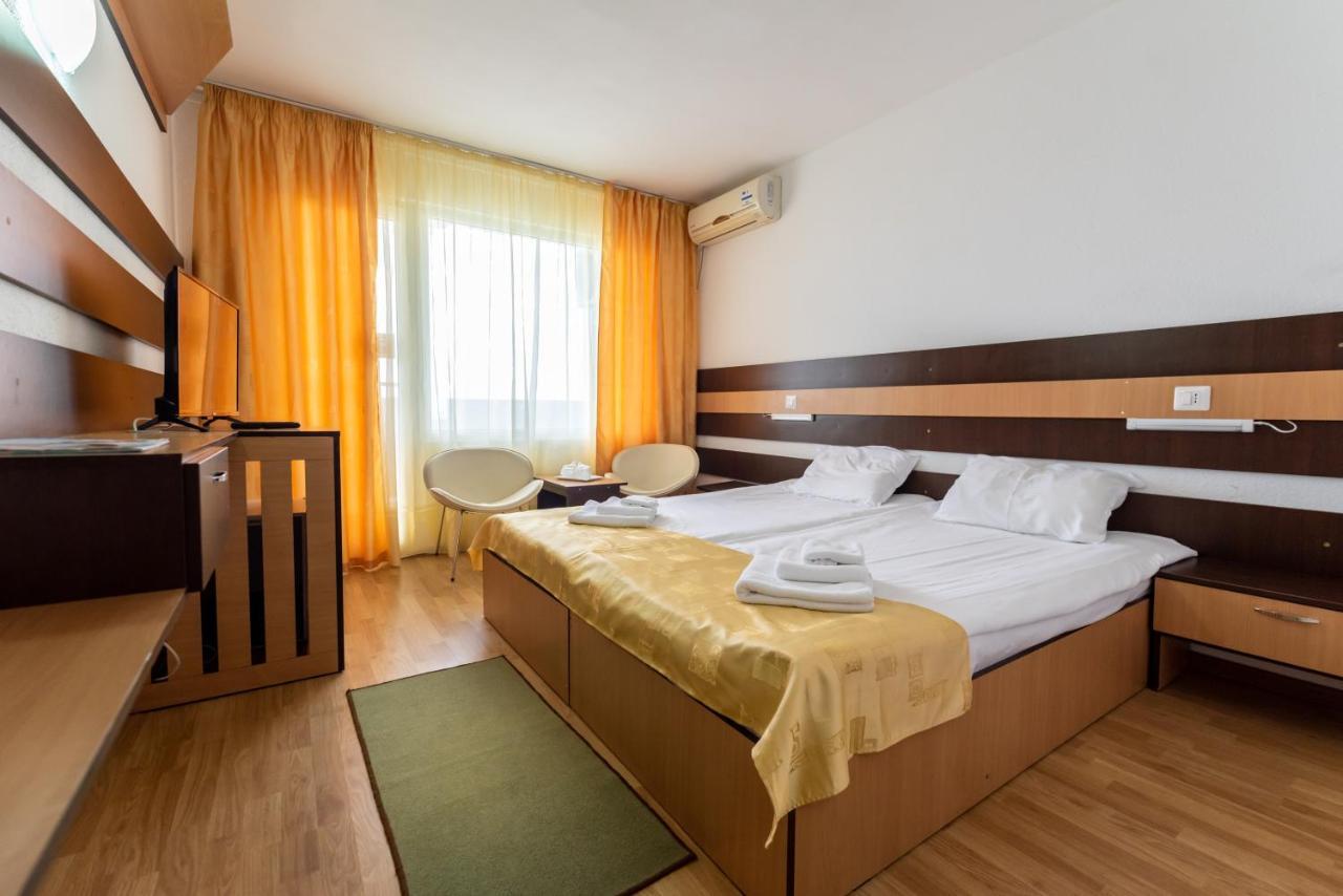 Hotel Capitol Jupiter Ngoại thất bức ảnh